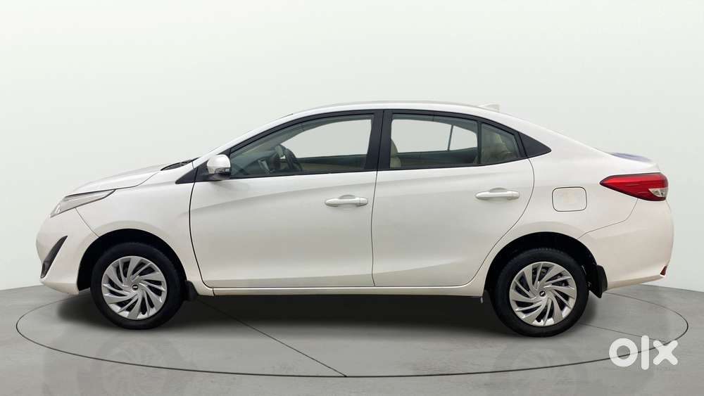 Toyota Yaris G Cvt, 2018, Petrol