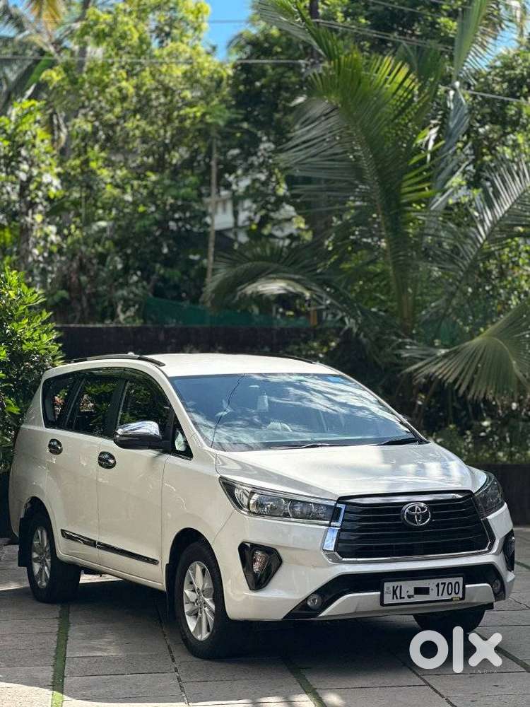 Toyota Innova Crysta 2.4 G Mt 7 Str, 2020, Diesel