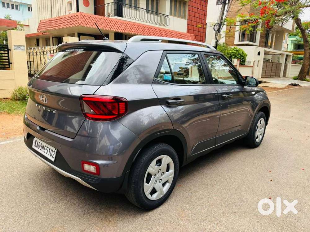 Hyundai Venue S Mt Turbo Gdi 1.0l, 2019, Petrol