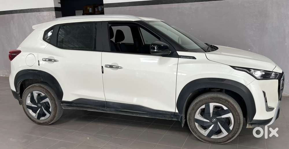 Nissan Magnite 2025 Petrol 11000 Km Driven