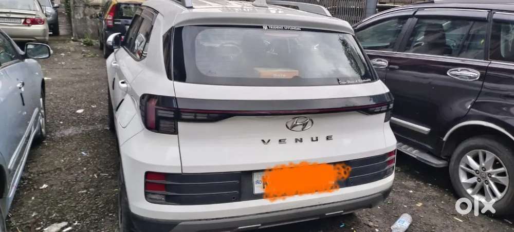 Hyundai Venue S(o) Plus 2025 Petrol 8400 Km Driven