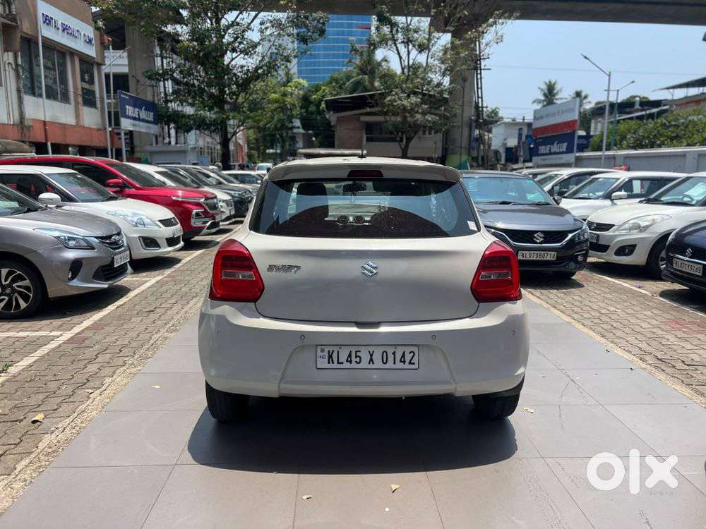 Maruti Suzuki Swift 2018 Amt Vxi, 2023