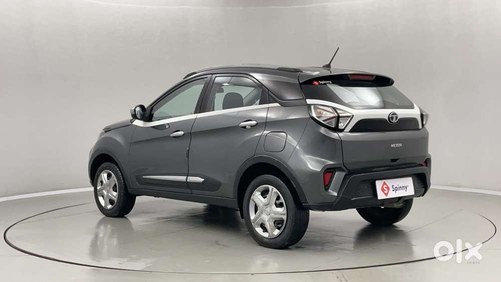 Tata Nexon 1.2 Revotron Xm (s), 2022, Cng & Hybrids