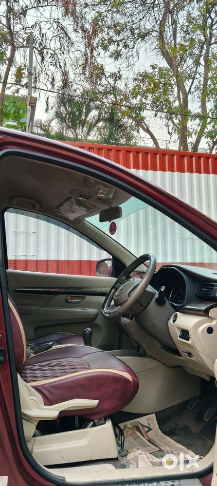 Maruti Suzuki Ertiga 1.5 Zxi Plus Shvs, 2019, Petrol