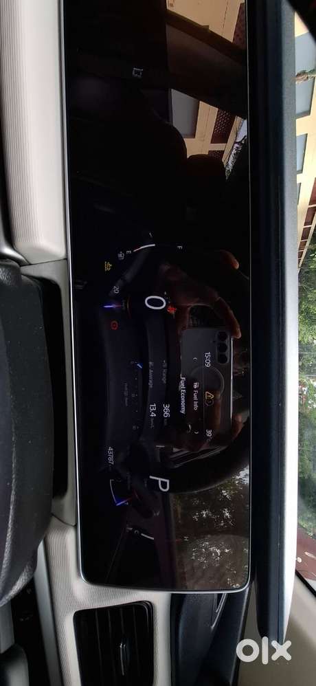 Mahindra Xuv700 2.2 Ax 5 Diesel At Str, 2024, Diesel