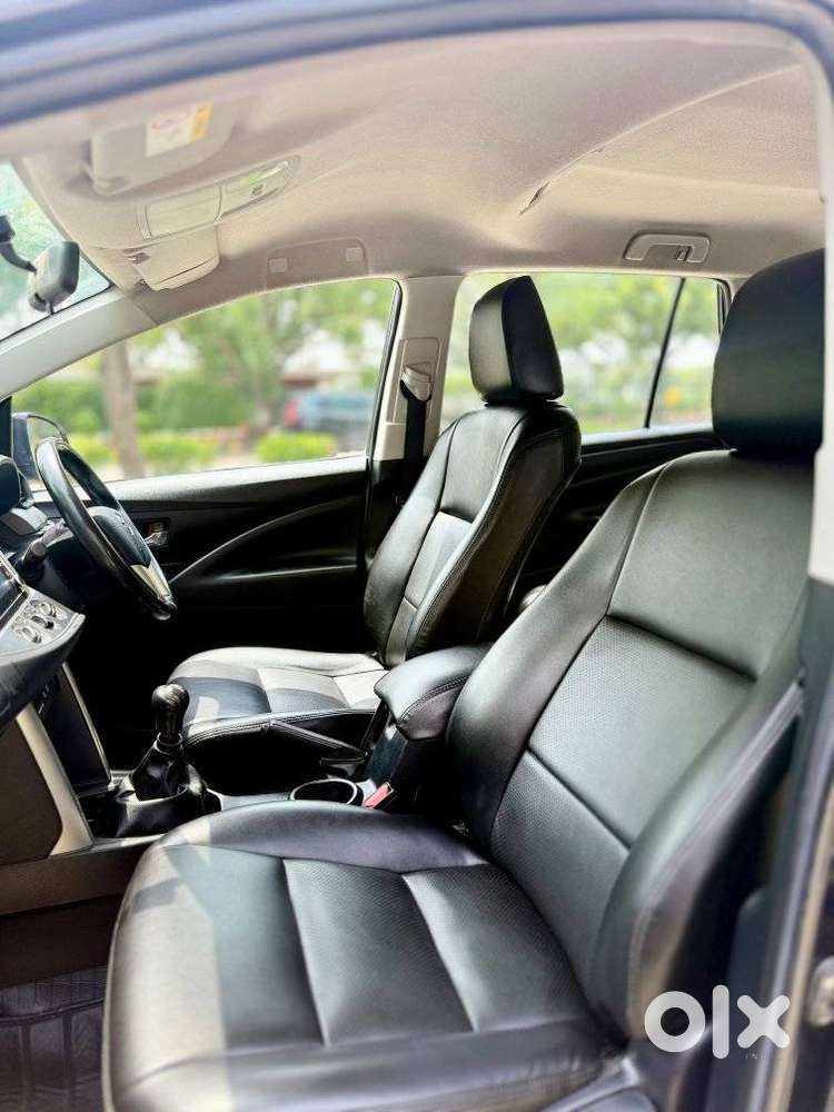 Toyota Innova Crysta 2.4 G Mt 7 Str, 2021, Diesel