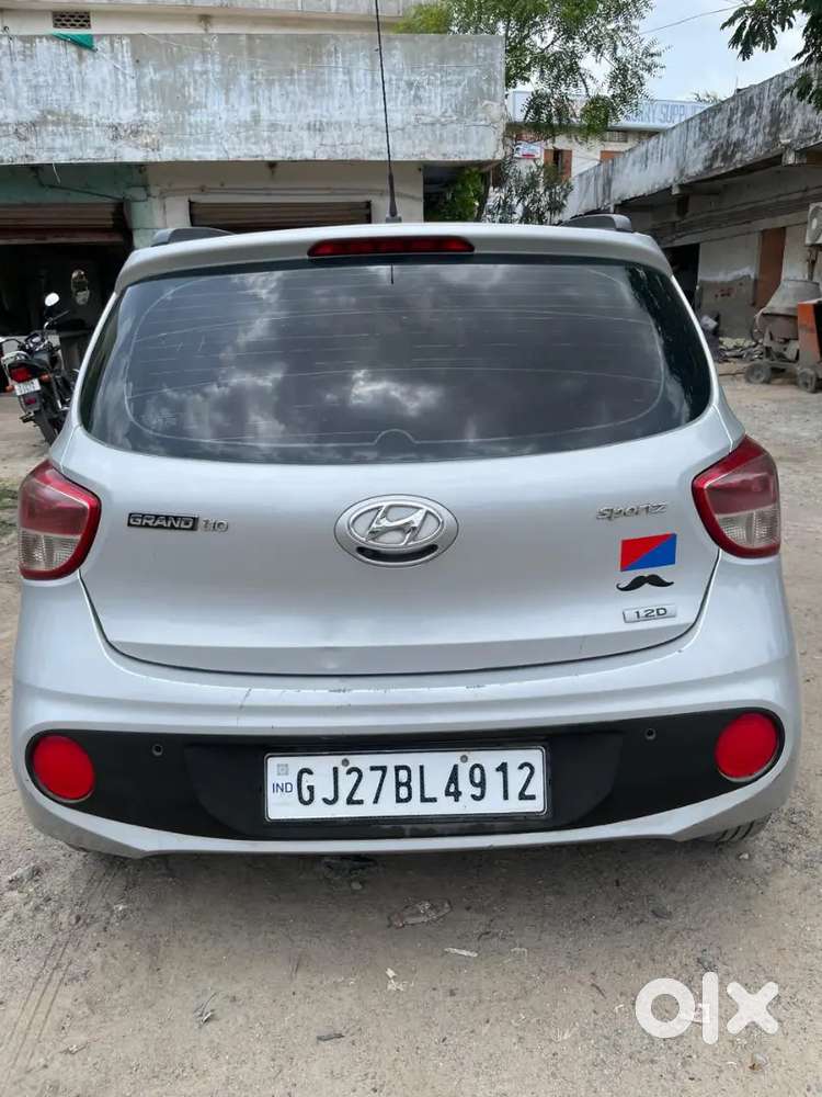 Hyundai Grand I10 2017 Diesel Well Maintained