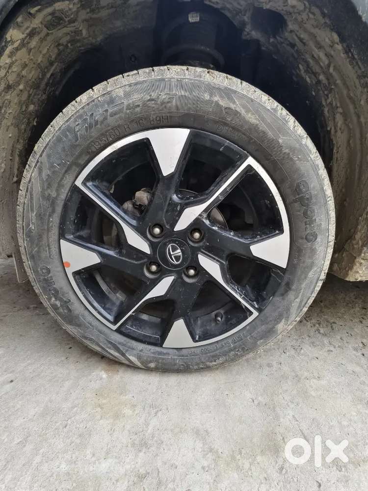 2. Tata Punch Adventure Amt Petrol 2023  Well Maintained