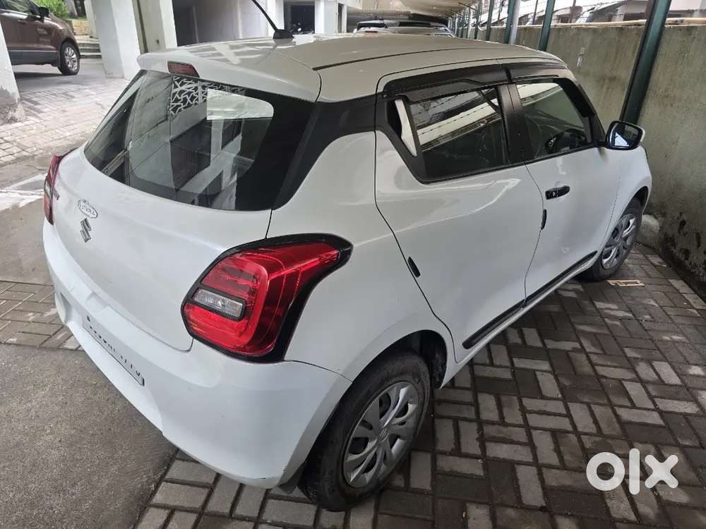 Maruti Suzuki Swift Vxi 2018