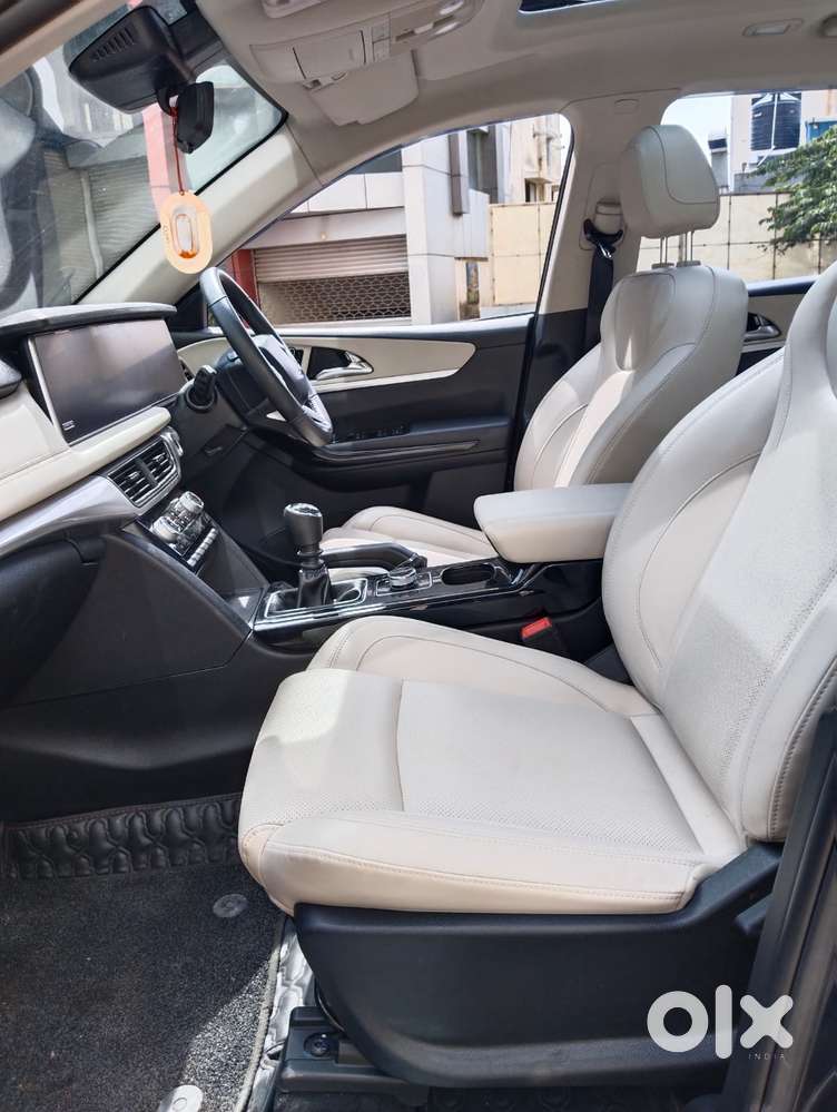 Mahindra Xuv700 2.2 Ax 7 Diesel Mt Str, 2024, Diesel