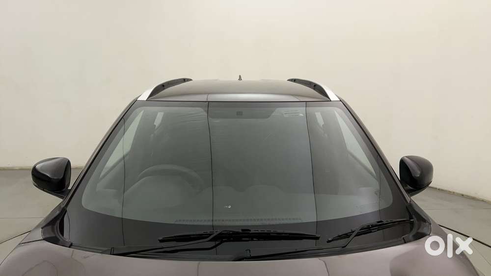 Nissan Magnite 1.0 Xv, 2022, Petrol