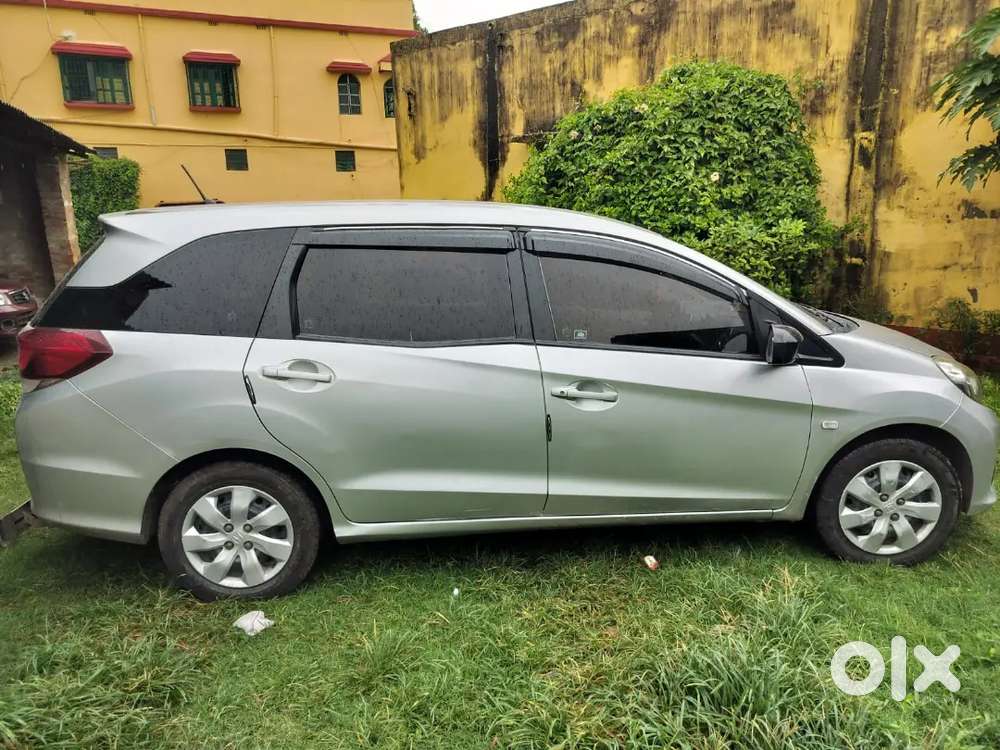 Honda Mobilio Petrol 2016,new Type Condition,i Used For Room Purpouse.