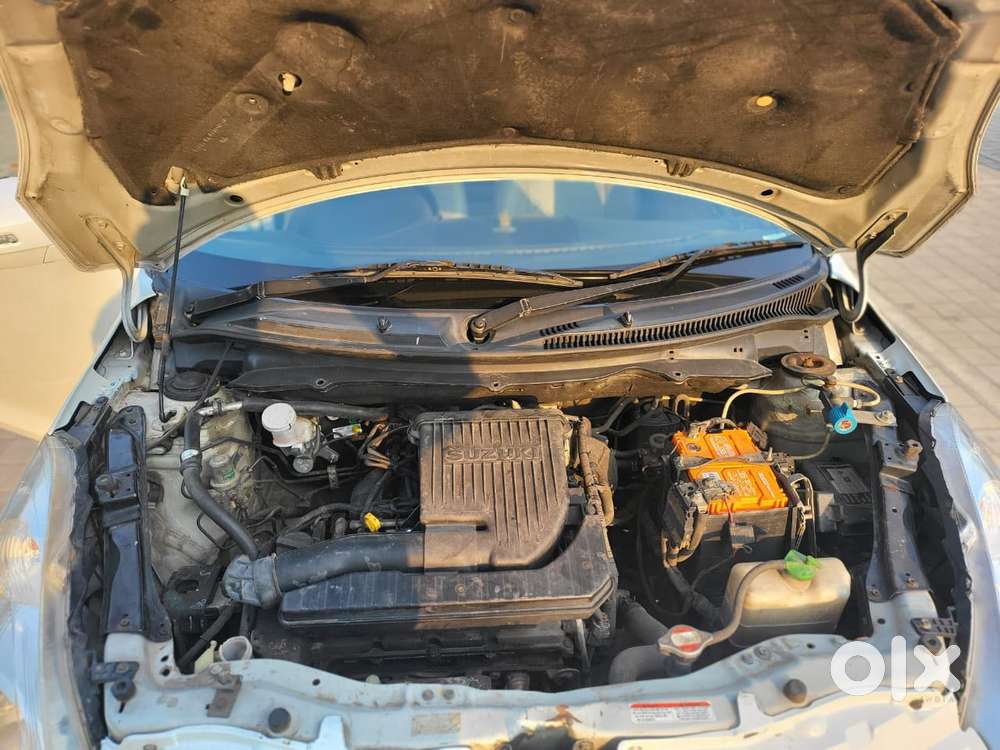 Maruti Suzuki Dzire 1.2 Vxi Cng, 2013, Cng & Hybrids