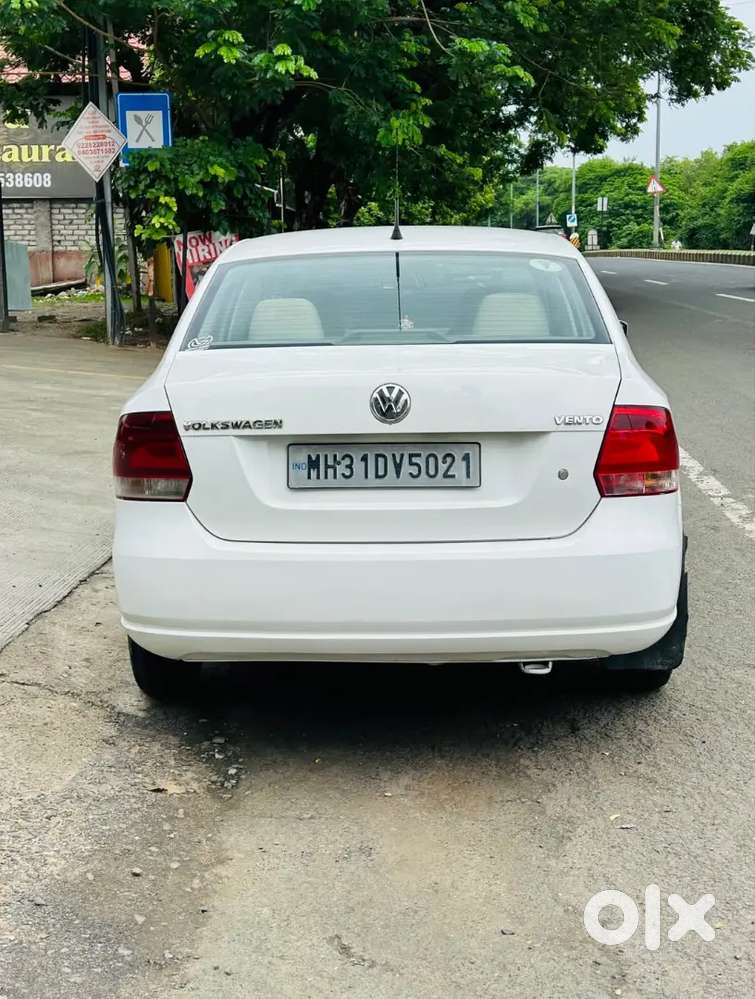 Volkswagen Vento 2011 Petrol 90000 Km Driven