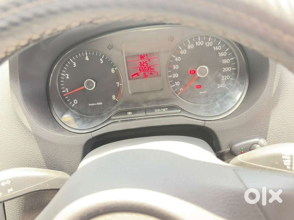 Volkswagen Polo Manual 2011