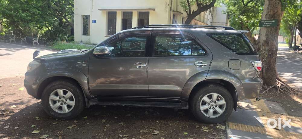 Toyota Fortuner 3.0 4x4 Manual, 2010, Diesel