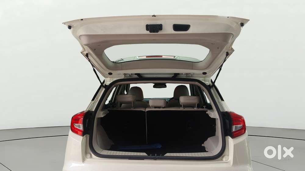 Mahindra Xuv300 W8 Option Diesel, 2023, Diesel