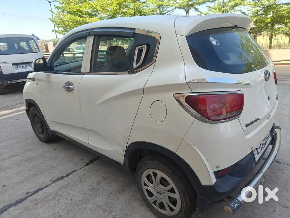 Mahindra Kuv100 Nxt 2017 Petrol 106000 Km Driven