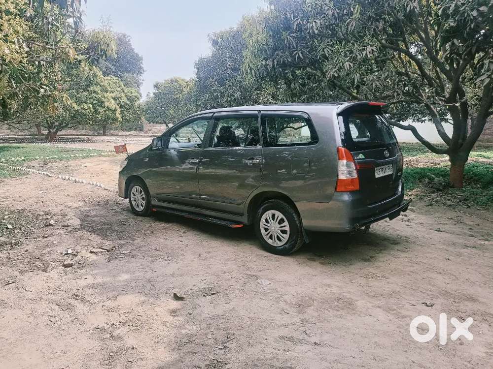 Toyota Innova 2014 Diesel 123086 Km Driven