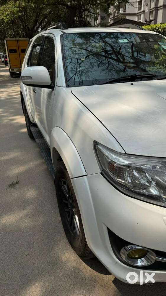 Toyota Fortuner 2011-2016 4x2 4 Speed At, 2015, Diesel