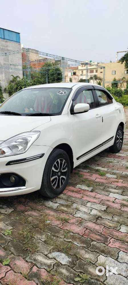 Maruti Suzuki Dzire Vxi Ags, 2022, Cng & Hybrids
