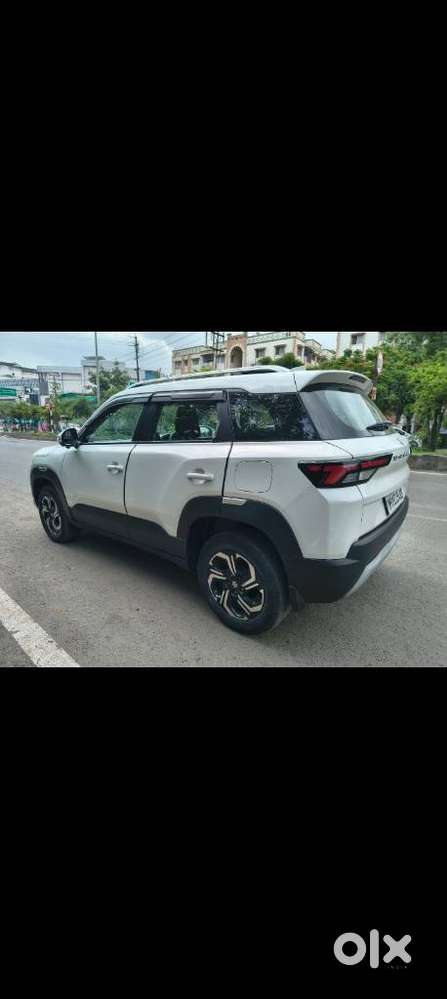 Maruti Suzuki Brezza 1.5 Zxi Plus Smart Hybrid, 2022