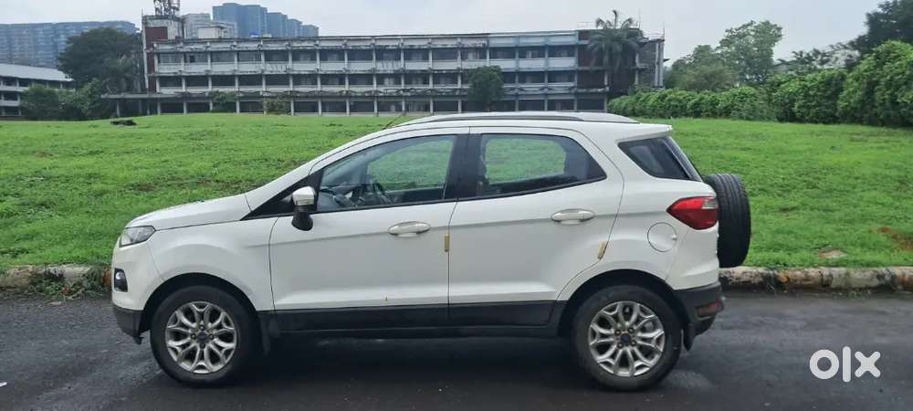 Ford Escort 2013 Petrol 47000 Km Driven Titanium