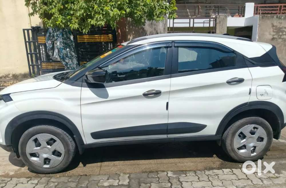 Tata Nexon 2024 Petrol 19000 Km Driven