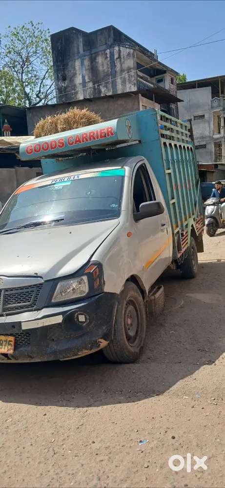 Mahindra Genio Diesel 2012