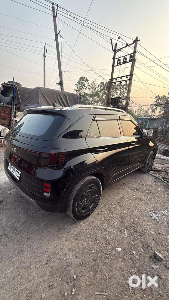 2024 Hyundai Venue Petrol Sx Mt