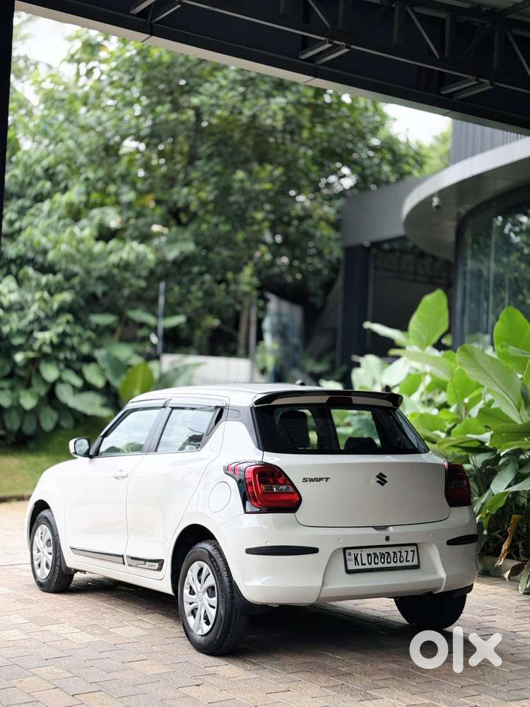 Maruti Suzuki Swift, 2023, Petrol