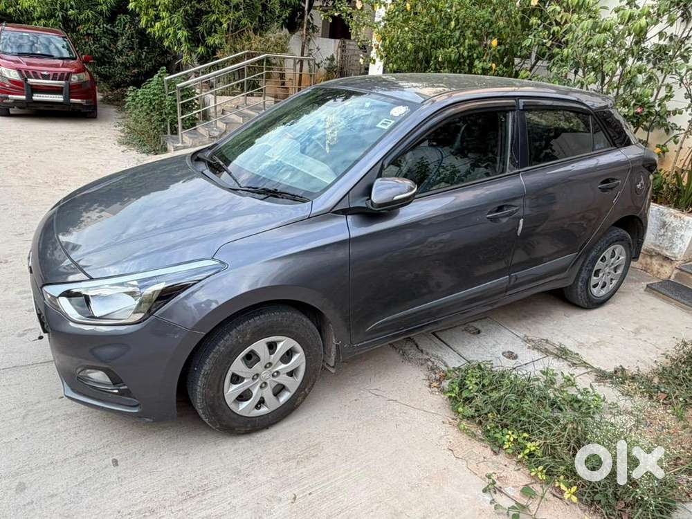 Hyundai Manual Petrol 2018