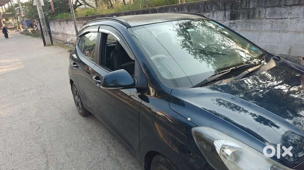 Service History Available