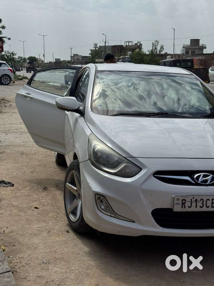 Hyundai Fluidic Verna 2014
