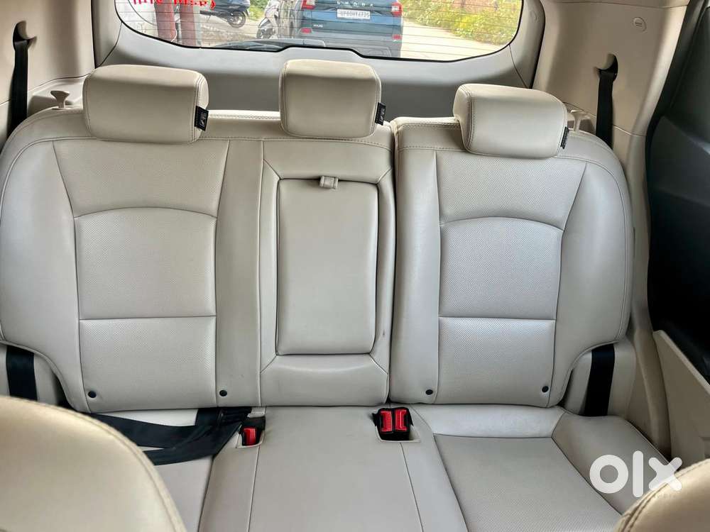 Mahindra Xuv300 W8 Diesel, 2022, Diesel