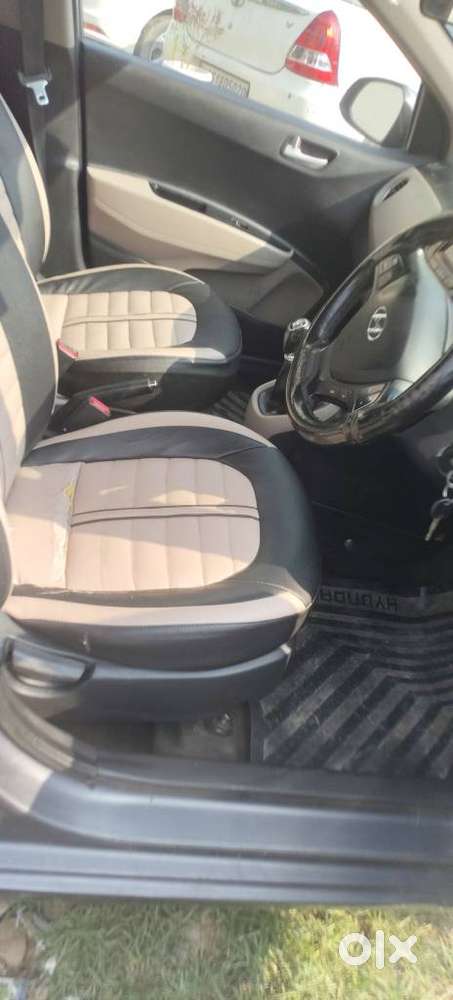 Hyundai Grand I10 Sportz, 2016, Petrol