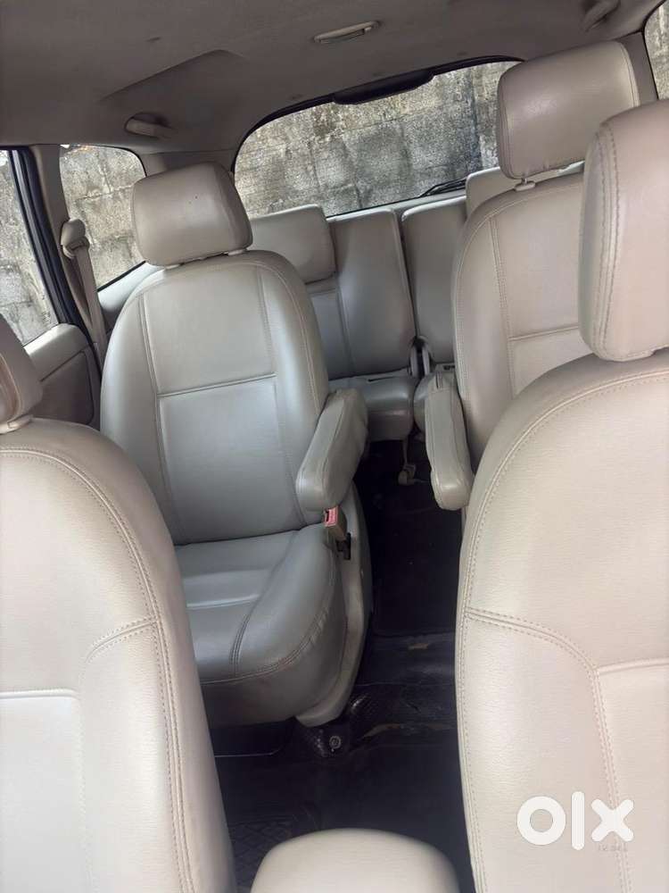 Toyota Innova 2010 Diesel 212000 Km Driven