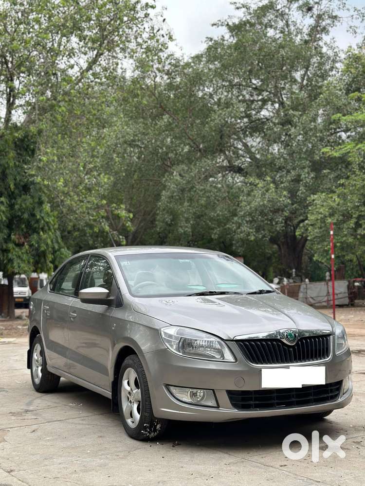 Skoda Rapid Elegance Mpi, 2014, Petrol