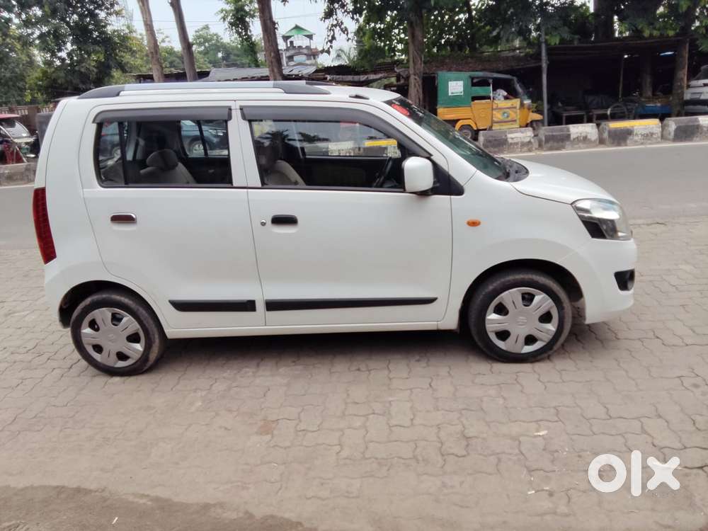 Maruti Suzuki Wagon R Vxi Amt1.2, 2018, Petrol