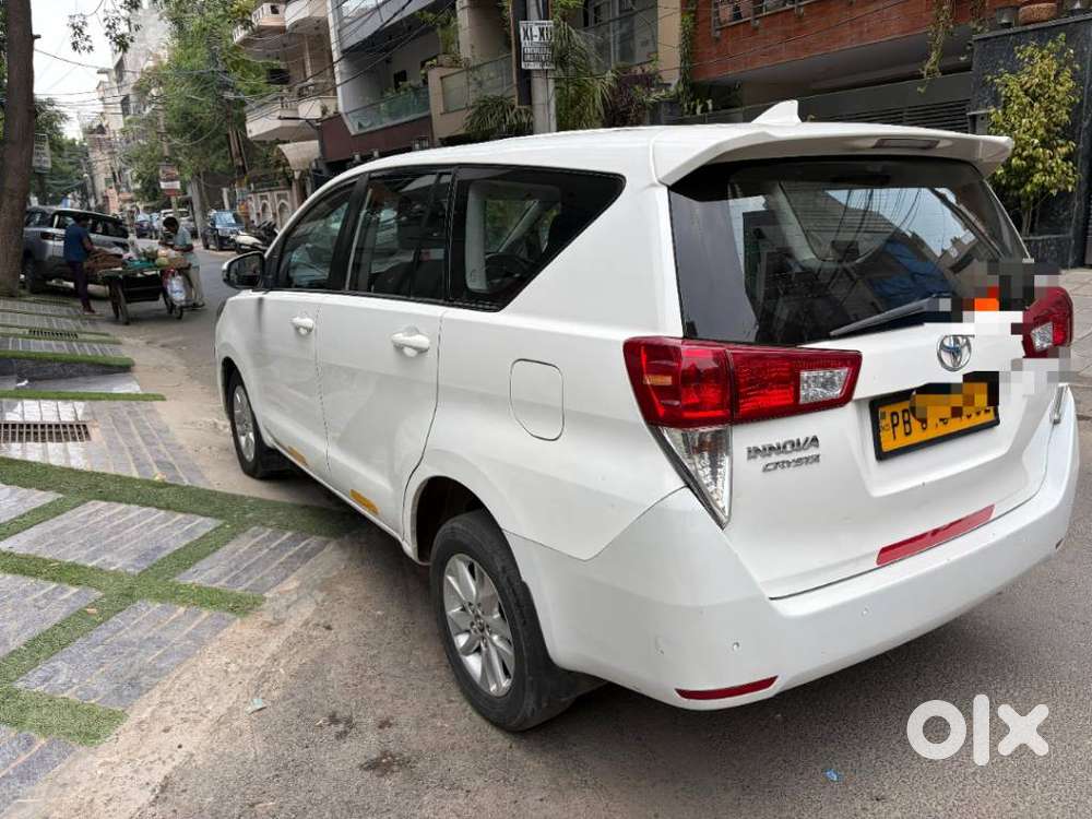 Toyota Innova Crysta 2.4 G Mt, 2020, Diesel
