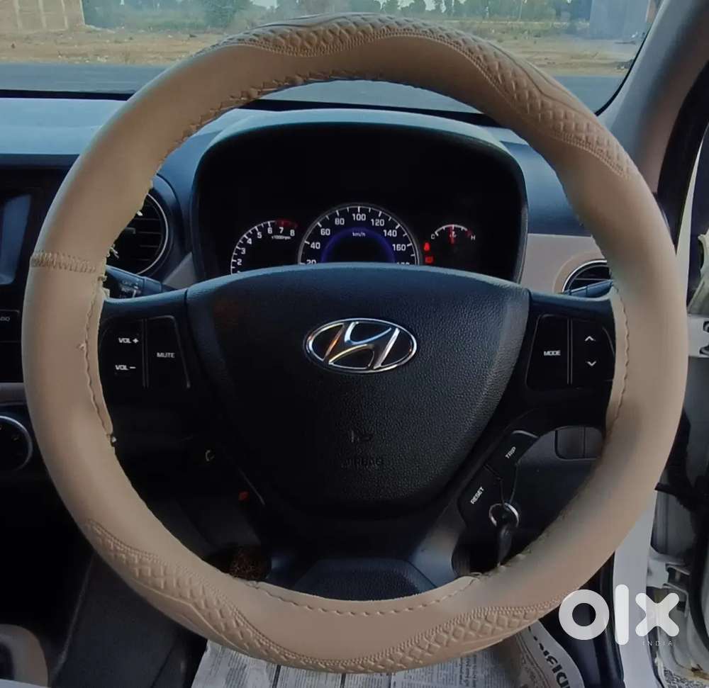 Hyundai Grand I10 Sportz Petrol 2017(1 St Owner)