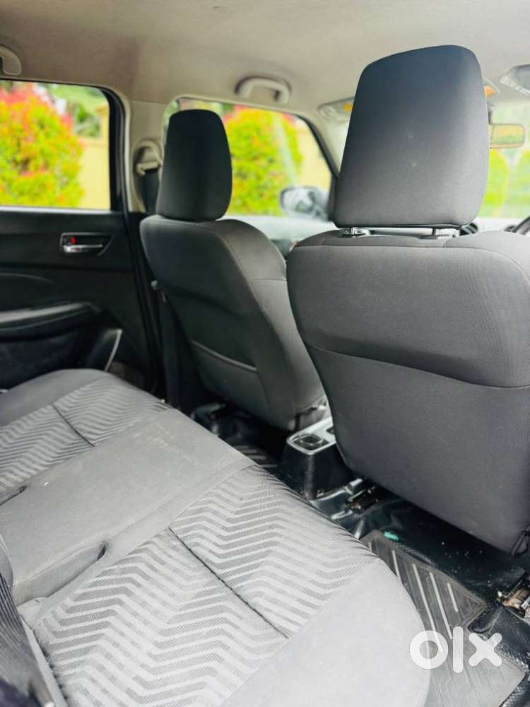 Maruti Suzuki Swift Vxi + Manual, 2019, Petrol