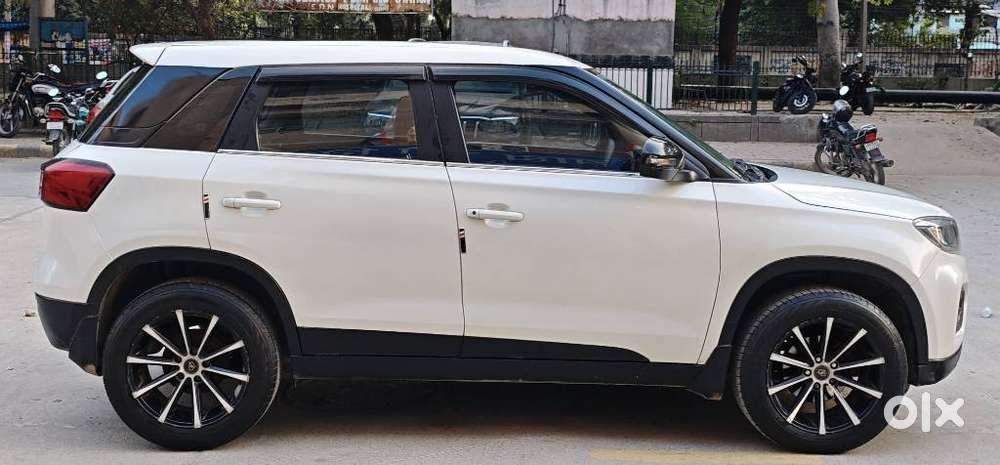 Maruti Suzuki Brezza 1.5 Lxi Smart Hybrid, 2021, Petrol