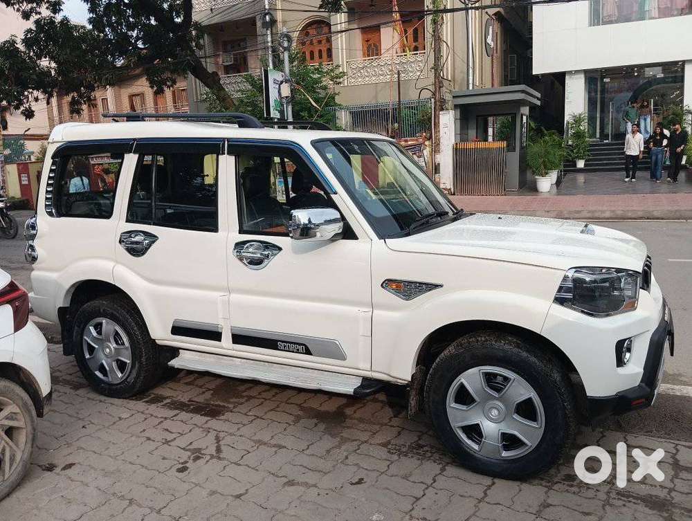 Mahindra Scorpio S4, 2017, Diesel