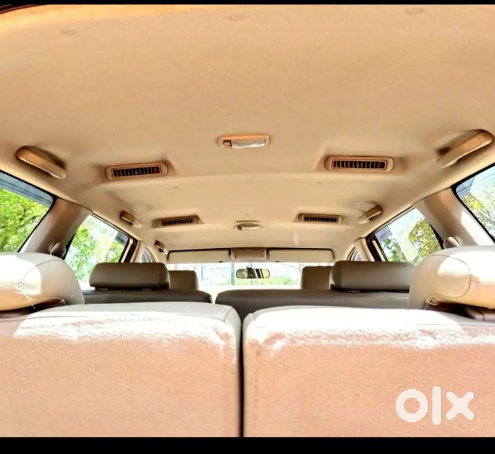 Toyota Innova 2011 Diesel Well Maintained