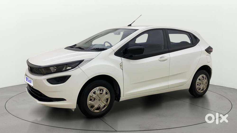 Tata Altroz 1.2 Xe Plus Petrol, 2022, Petrol
