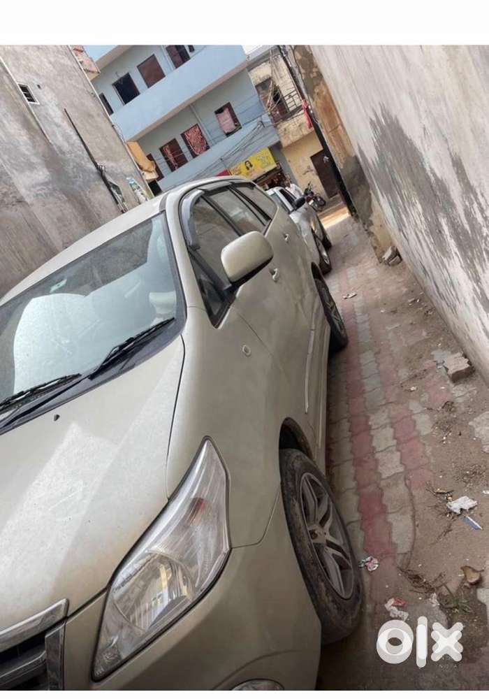 Toyota Innova Diesel 2013 Model