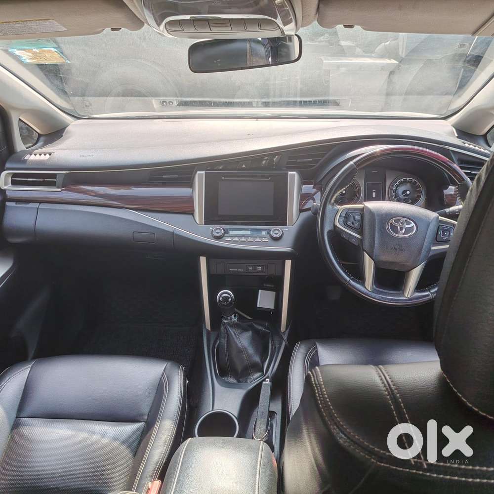 Toyota Innova Crysta 2.4 V 7 Str, 2017, Diesel