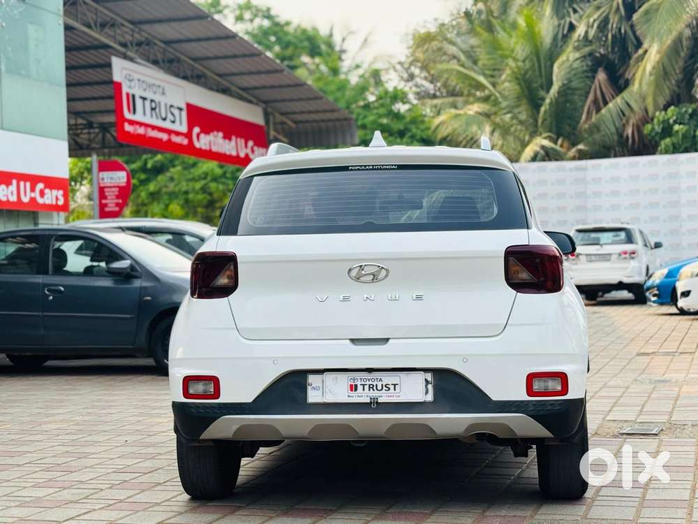 Hyundai Venue S Plus Mt 1.2 Kappa, 2022, Petrol
