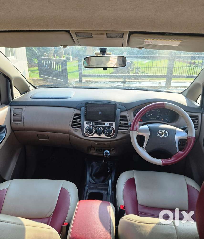 Toyota Innova 2.5 Gx 7 Seater Bs Iv, 2015, Diesel